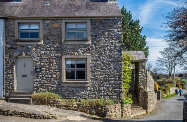 Fern Cottage - 2 Bedroom Cottage - St. Florence
