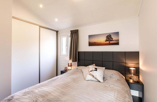 ✓ Ferox at Recreatiepark Beekbergen ✓ Holiday home for 5 persons ✓ Located in Beekbergen (Gelderland) ✓ Holiday park on the Veluwe ✓ Book directly through the park
