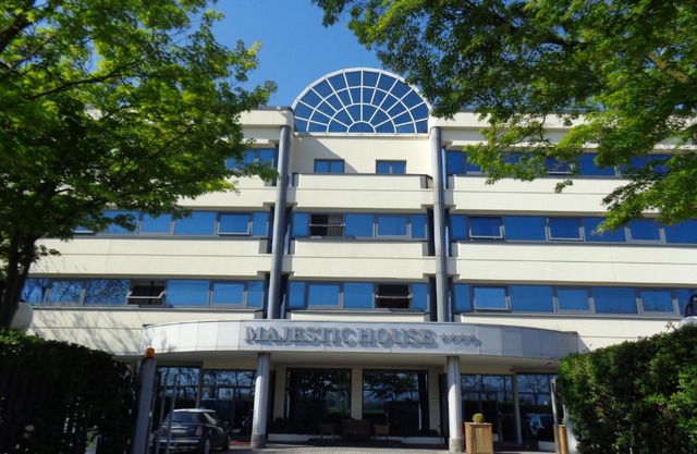 Ferretti MajesticHouse