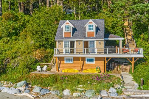 Ferry Viewer Cottage