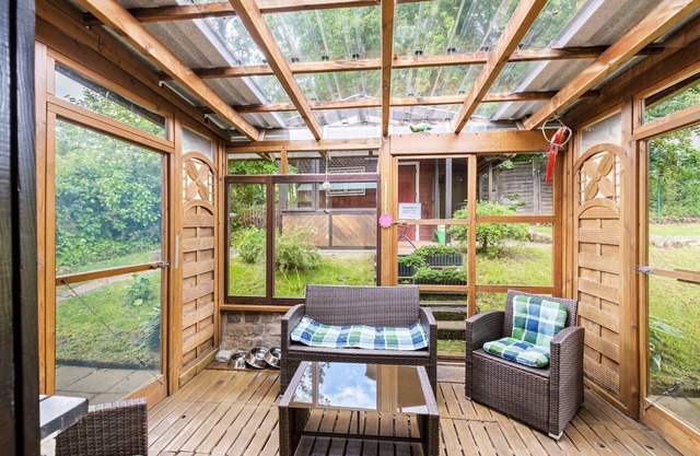 Feusdorf Forest Bungalow