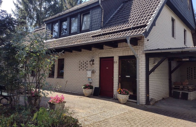 FEWO - 3 rooms, 2 bathrooms, 1 kitchen, large roof terrace and carport.