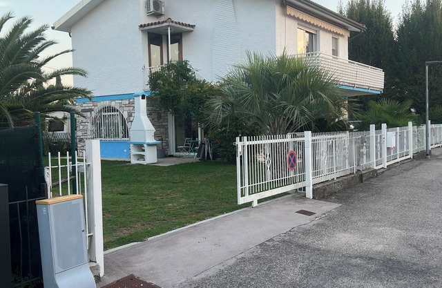 Fewo am Gardasee in Einem Freistehenden Haus, Gartenprivatnutzung, 80m zum See