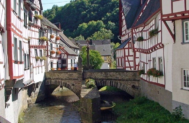 Fewo Gabriele - Dream trails Eifel, Monreal, Laacher See, Burg Eltz, Rhine & Moselle
