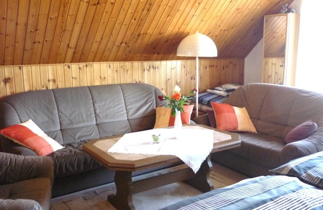 FeWo Lorenzen - Lorenzen: Vacation apartment and double room near the south lake