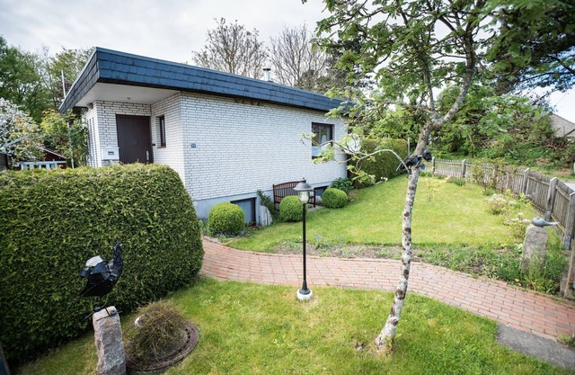 fewo1846 - Lütthus - House near the beach with 2 bedrooms, fireplace and garden