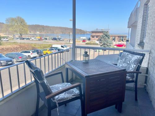 fewo1846 - Strandresidenz Wassersleben UferNest - modernes Studioapartment mit Balkon am Strand