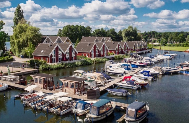 FH „Kolumbus Wasserterrasse“ 98m², 6+2 Pers. im Marinapark Scharmützelsee, Sauna, Whirlpool, Kamin