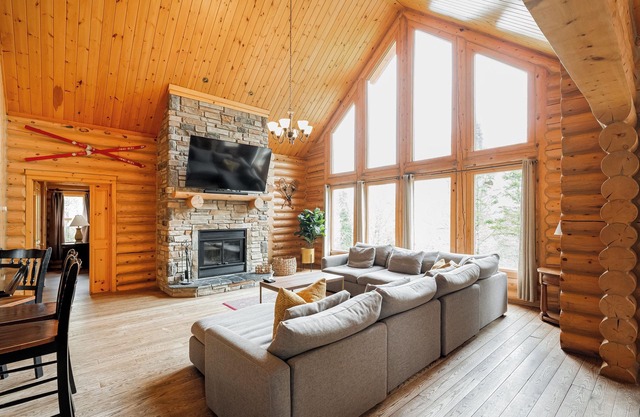 Fiddler Lake Resort Chalet 96 Elk