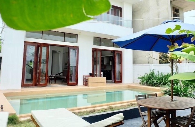 Field Home 4Bedroom with private pool