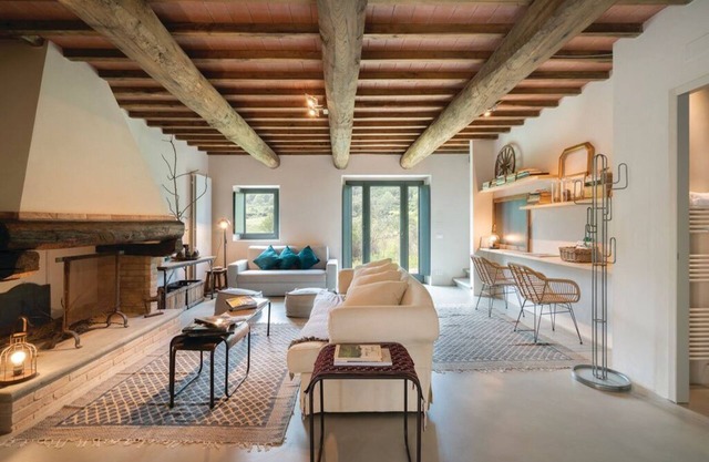 Fienile della Fonte, villa with pool in Chianti