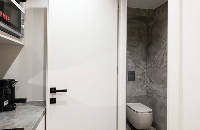 Fiftyone Luxury Studio in Alimos just 500m from the beach and Alimos Marina .