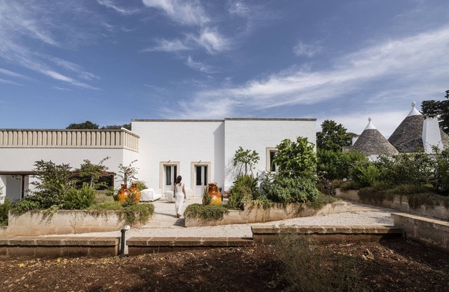 Finamore - Panoramic villa with sea view, pool, forest, 4-5 bedrooms, Monopoli