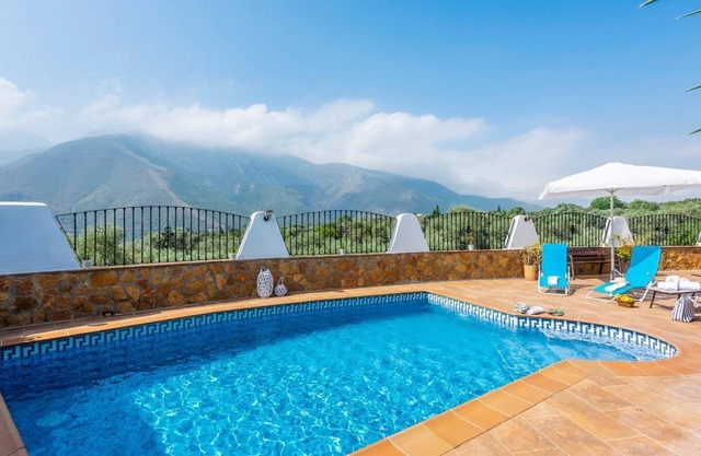 Finca Al-Zaytun Órgiva by Ruralidays