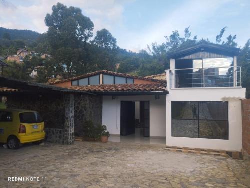 FINCA APOLOo