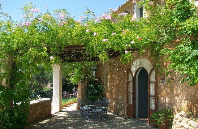 Finca CA NA TONINA in Santany for 8 people. BBQ Private pool- VILLAONLINE - Free Wifi
