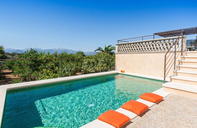 Finca Can Tiro - with mountain views !