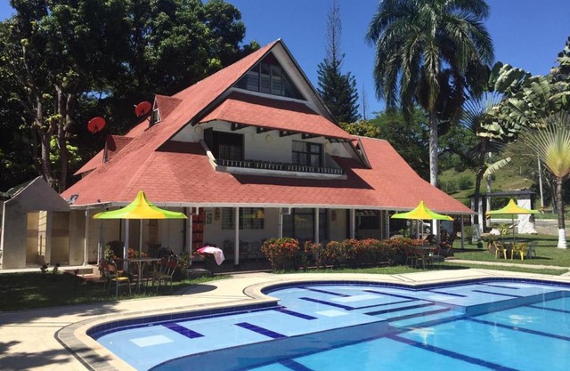 Finca Hotel Pinares