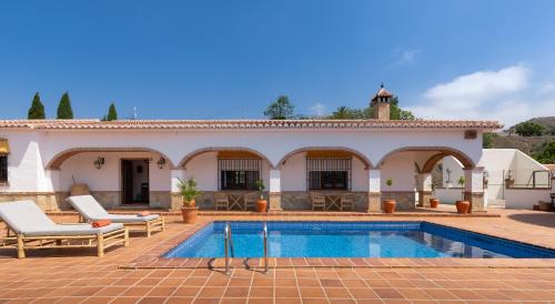 FINCA-LOS-ALMENDRALES