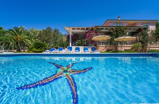 Finca near the beach Casa Bonita in Majorca