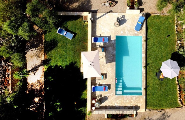 FINCA RUSTICA SINEU 1 KM FROM SINEU IDEAL FAMILIES PRIVATE POOL JACUZZI