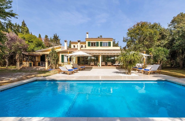 Finca Santa Maria Near Palma