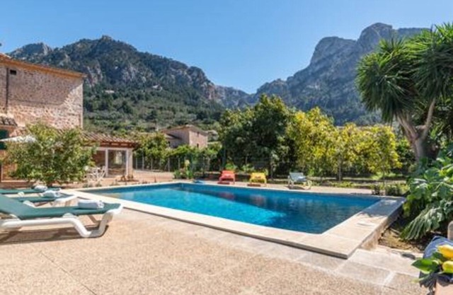 Finca Xesca - Three Bedroom House, Sleeps 6