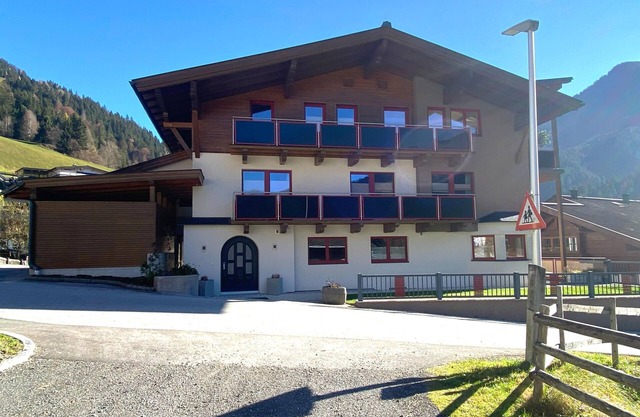 Fine apartment with terrace in prime location