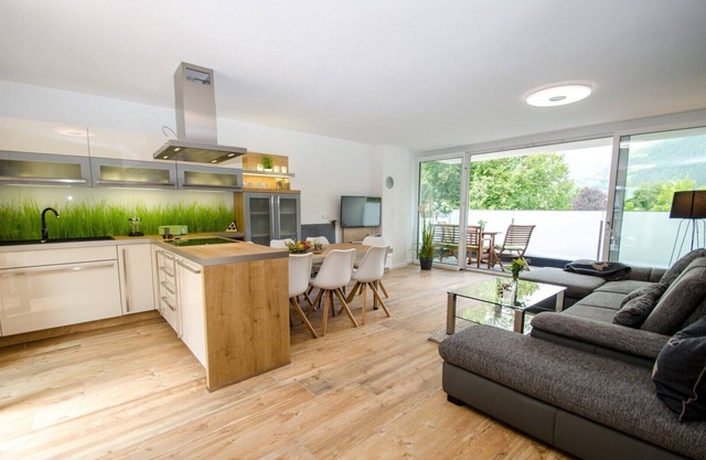 Finest Penthouse Waterside Zell am See