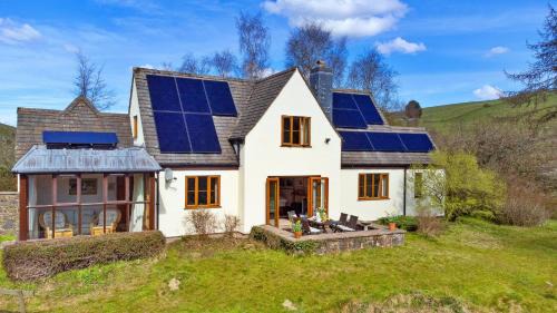 Finest Retreats - Cwmfron House