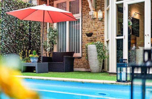 Finest Retreats | Hampstead Escape