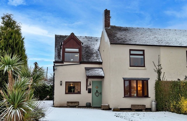 Finest Retreats Kingsley Hollows Cottage