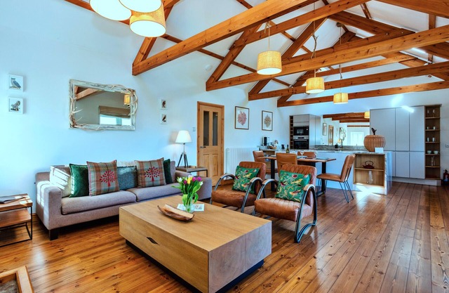 Finest Retreats | The Old School
