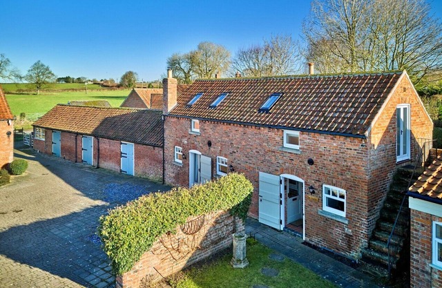 Finest Retreats - The Rookery Stables