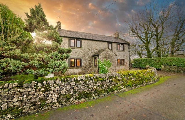 Finest Retreats - The Shires at Alstonefield