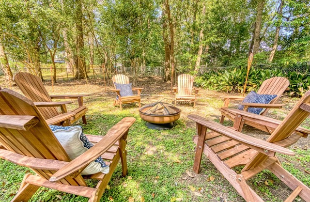 Fire Pit - Bocce ball - BBQ