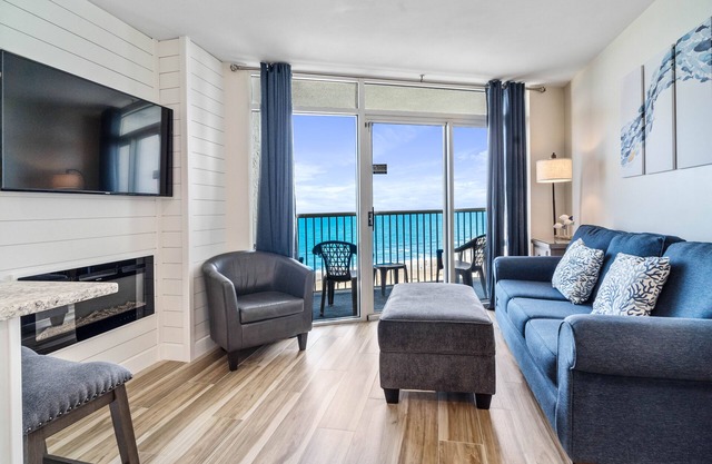 Fireplace & Direct Ocean Views! Cozy Winter Deals!
