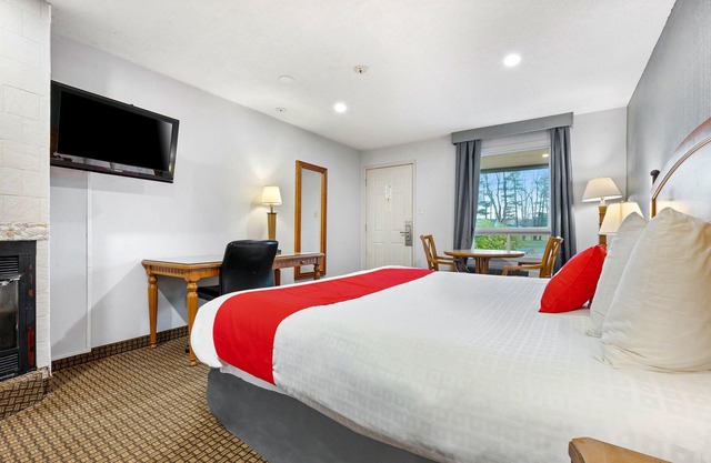First Canada Inn Cornwall