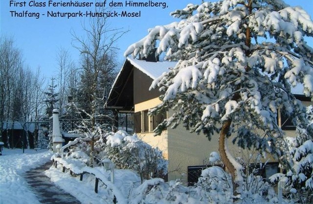 First Class Apartment "Im Wiesengrund" Ground Floor (House 39) - "First Class" Holiday Homes Hildebrand