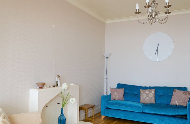 First Floor Seafront Apartment With Uninterrupted Sea Views over the lyme Bay.