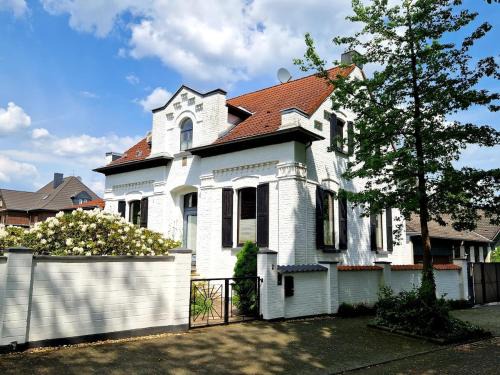 Fischer Villa von 1875 - Kuscheliges Appartment im Grünen