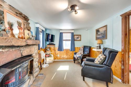 Fish, Hike and Unwind Drake Cabin with Hot Tub!