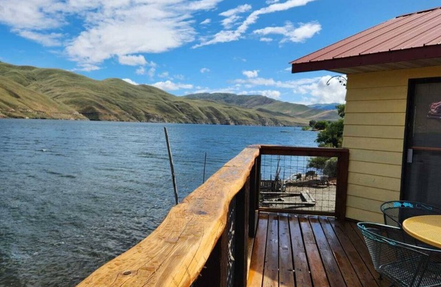 Fish/Hunt on the Snake River - Property Sold - SEE New VRBO Link In Description