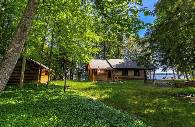 Fisher Trail Cabin: 2 BR, 1 BA in Alanson, Sleeps 4