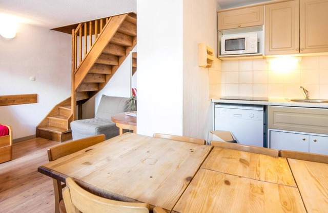 Fitness, swimming pool, sauna, hammam, balcony, parking, tv, ski locker, 55-65m², Valloire