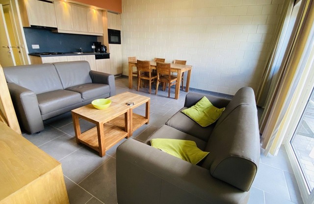 Five-person luxury holiday home by the sea in Groede