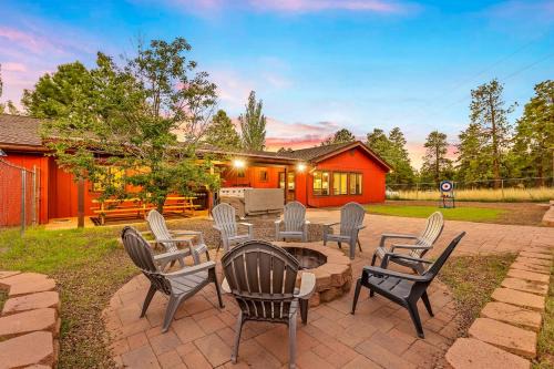 Flagstaff Peaks & Pines Hot Tub & Game Room