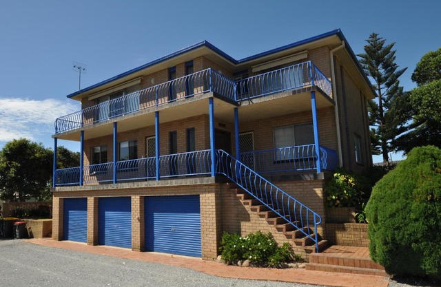 Flat 1-3 Bay Lane