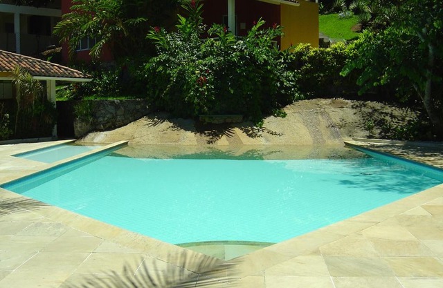 Flat Angra Paradise