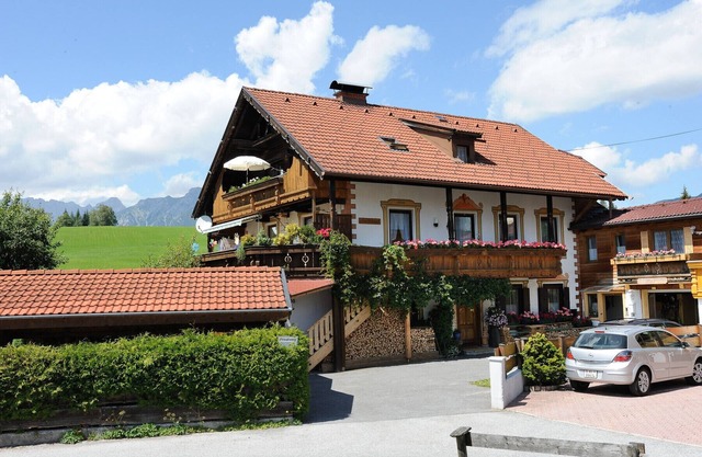 Flat Enzian - on the ski hill